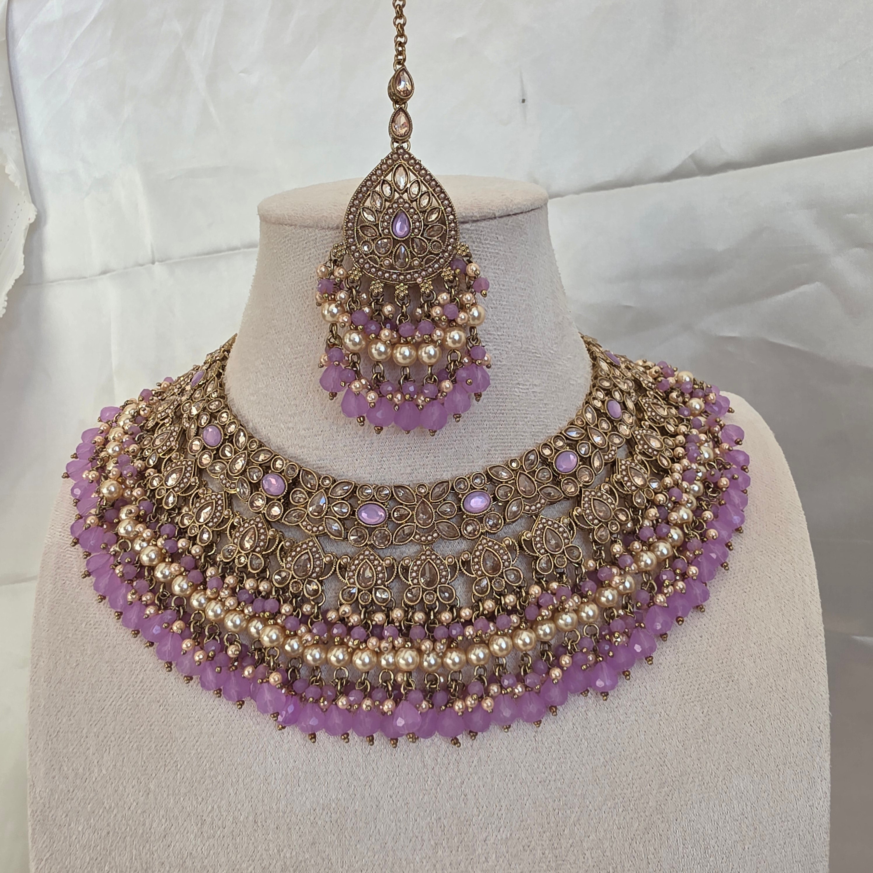 MAHA Crystal Necklace set