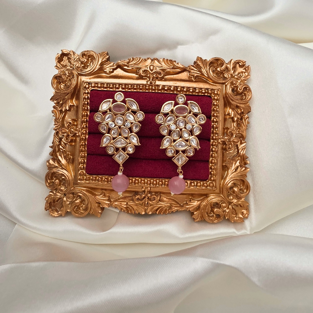 Earrings pearl studs