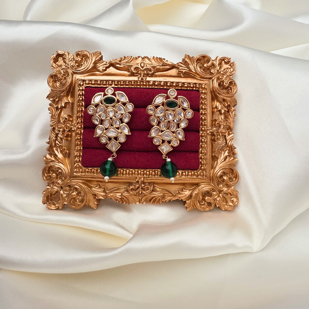 Earrings pearl studs