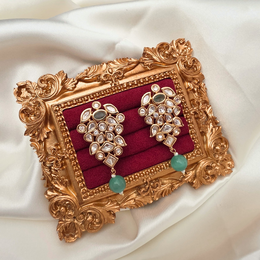 Earrings pearl studs